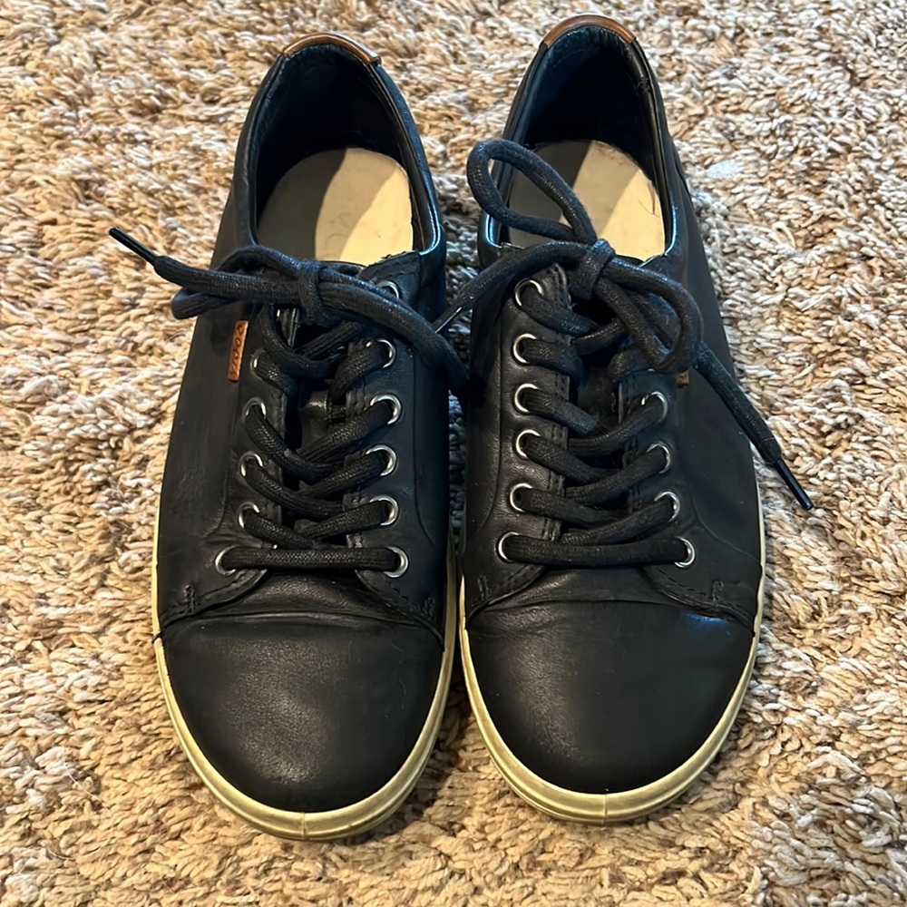 ECCO womens sneakers size 7 #41